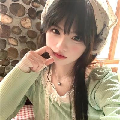 圆月迷离花